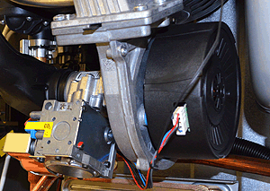 vl ecotec pro 30 hep. fan and gv insitu.gif